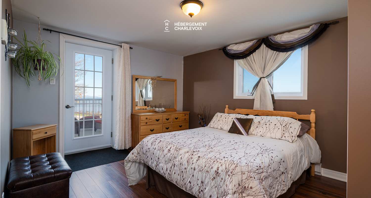 Le 1368 - Une vue sublime sur le fleuve St-Laurent à deux pas du Massif